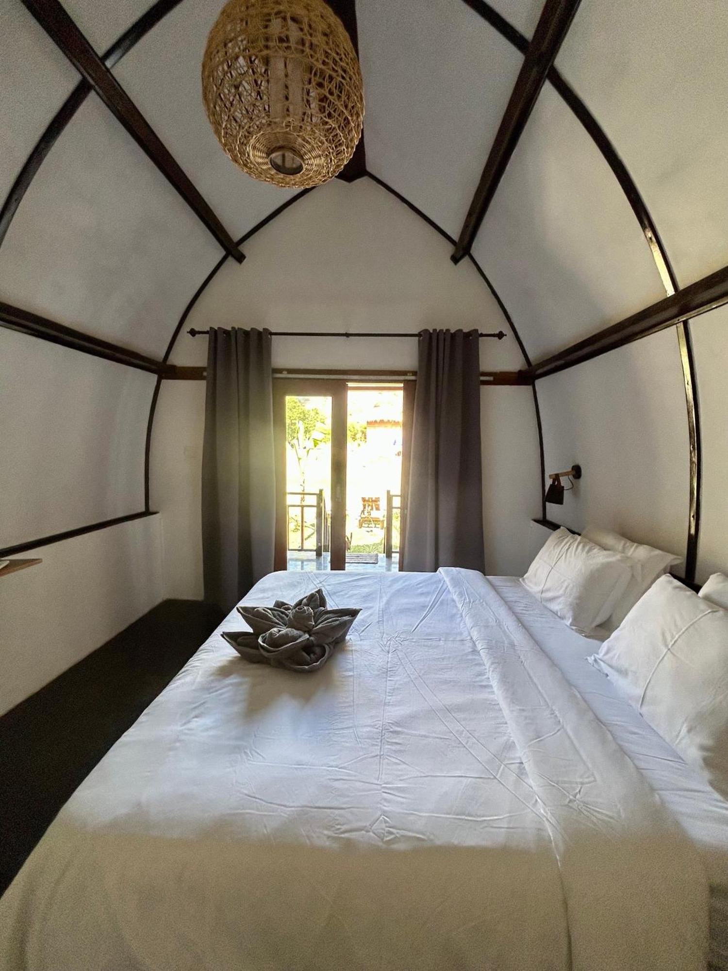 Damai Bungalows Maluk ภายนอก รูปภาพ